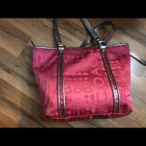 Rare Coach Butterfly pink tote